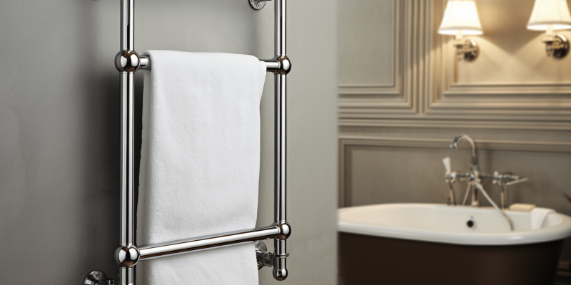 Виды полотенцесушителей: преимущества, недостатки, критерии выбора
