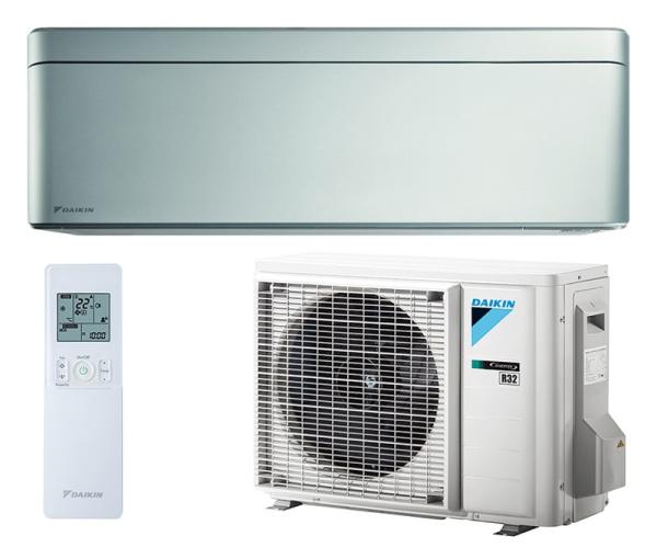 Инверторный кондиционер серебристого цвета  Daikin FTXA50BS/RXA50B