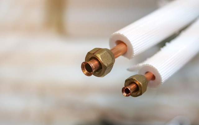 Медные трубки в изоляции.png