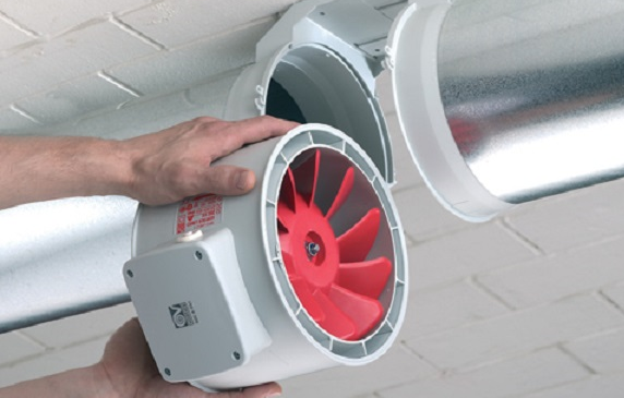 Установка канального вентилятора в трубу.png