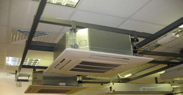 Потолочный фанкойл 4-поточной модели с корпусом из гальванизированной стали.png